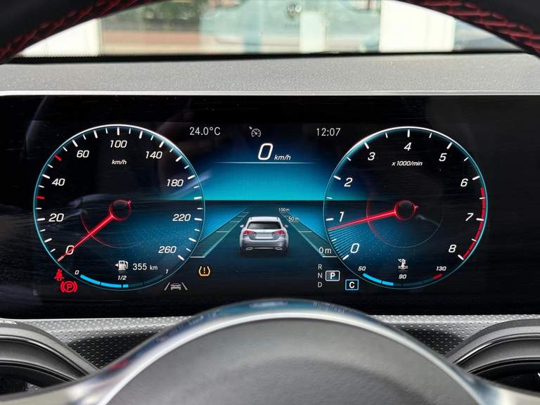 Mercedes-Benz Mercedes-Benz