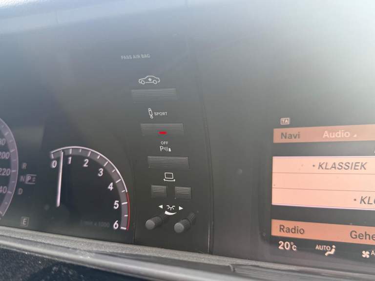 Mercedes-Benz Mercedes-Benz