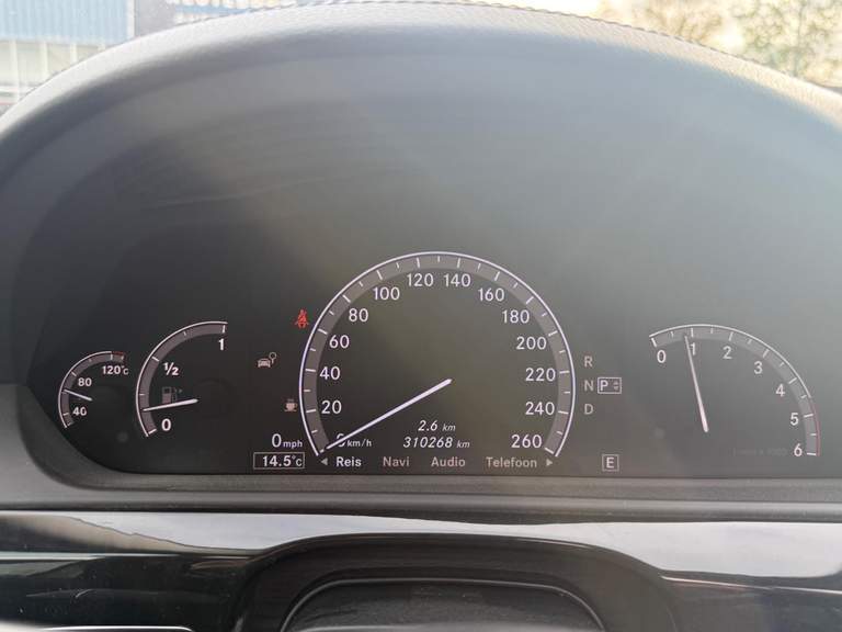 Mercedes-Benz Mercedes-Benz