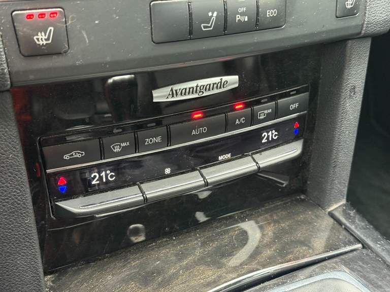 Mercedes-Benz Mercedes-Benz