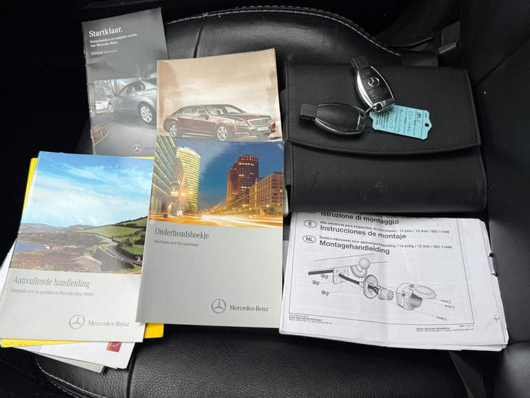 Mercedes-Benz Mercedes-Benz