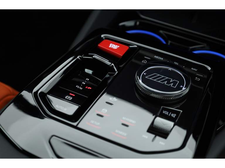 BMW BMW