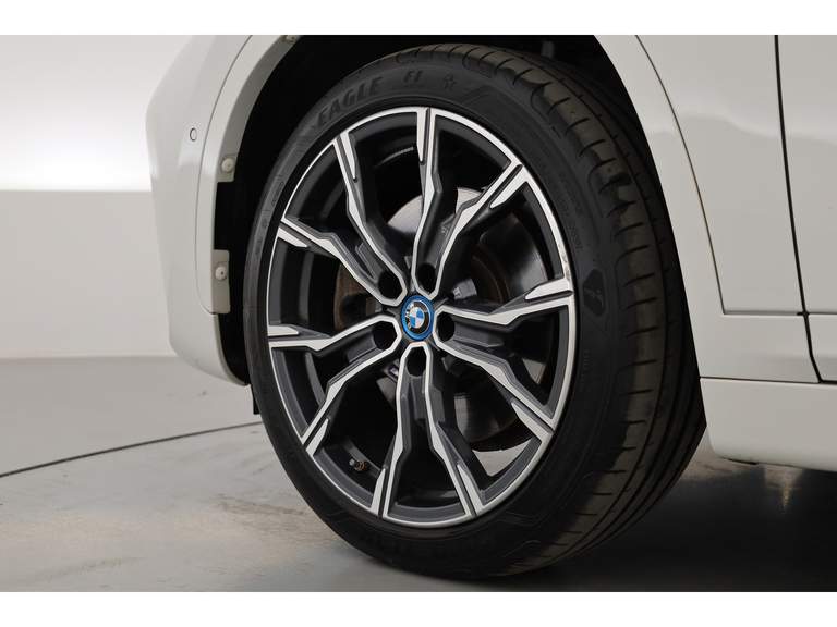 BMW BMW