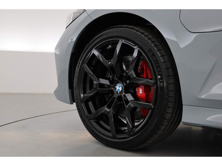 BMW BMW