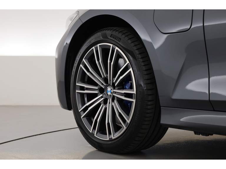 BMW BMW