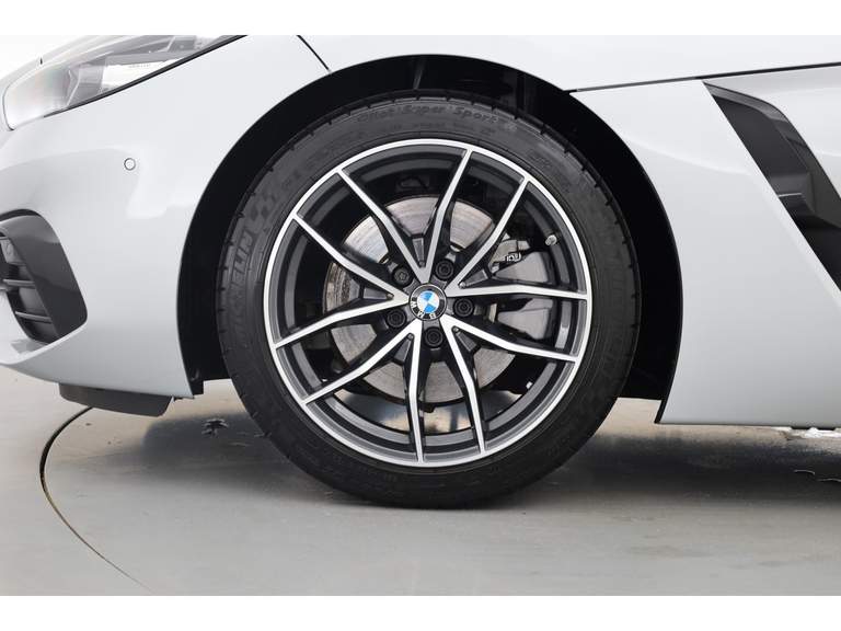 BMW BMW
