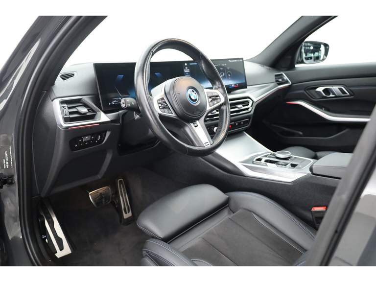 BMW BMW