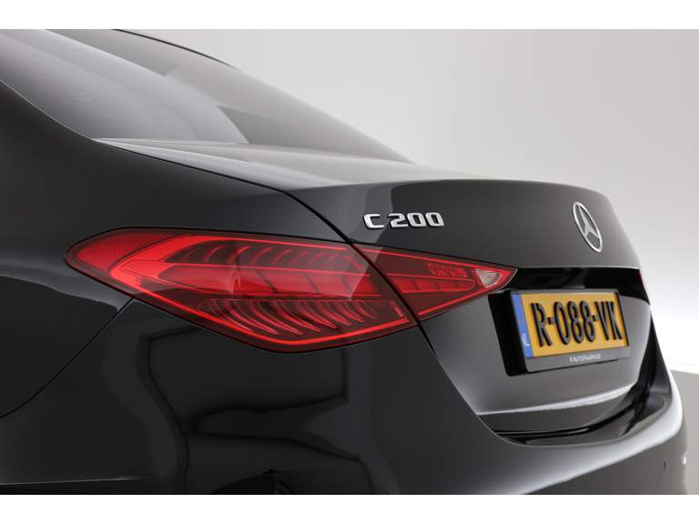 Mercedes-Benz Mercedes-Benz