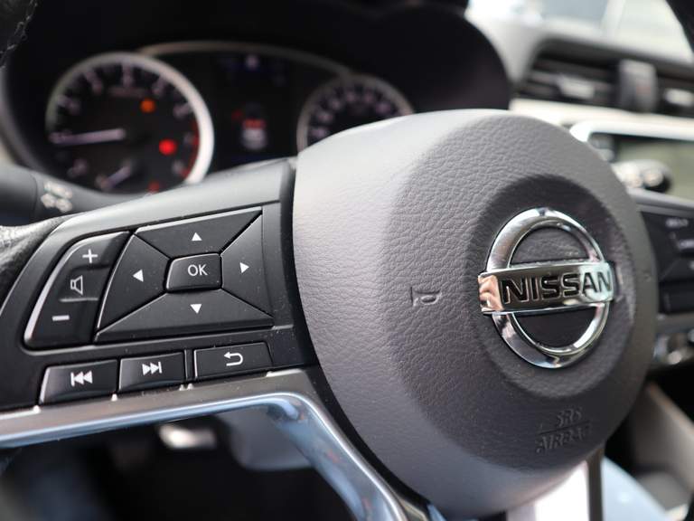 Nissan Nissan
