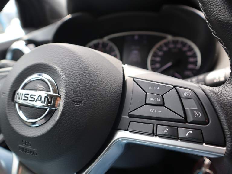 Nissan Nissan