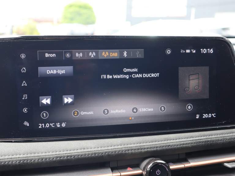 Nissan Nissan