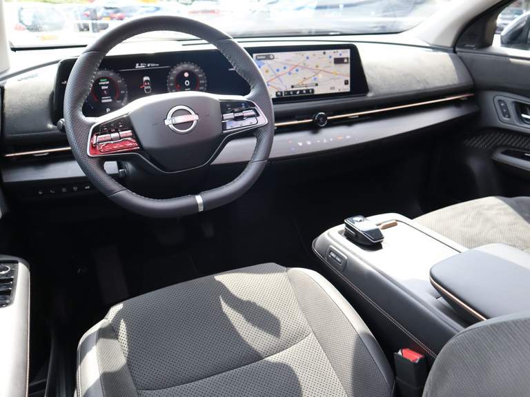 Nissan Nissan