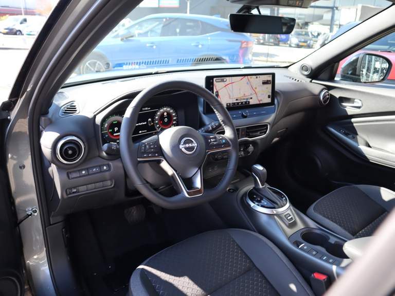 Nissan Nissan