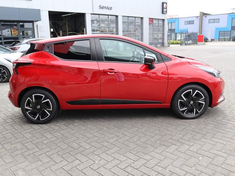 Nissan Nissan