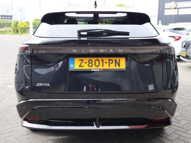 Nissan Nissan