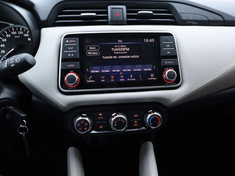 Nissan Nissan