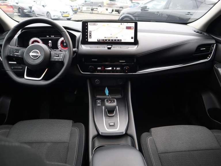 Nissan Nissan
