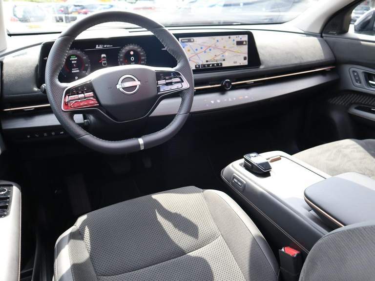 Nissan Nissan