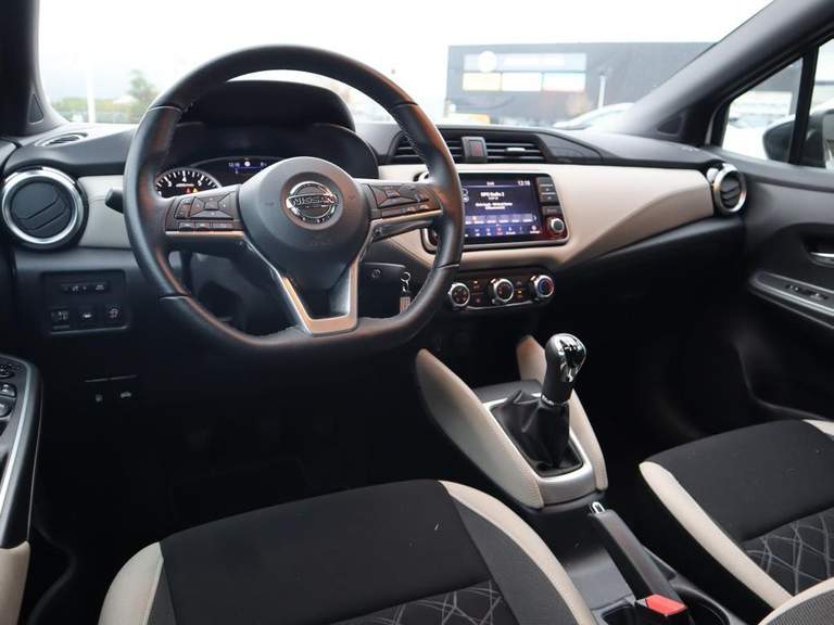 Nissan Nissan
