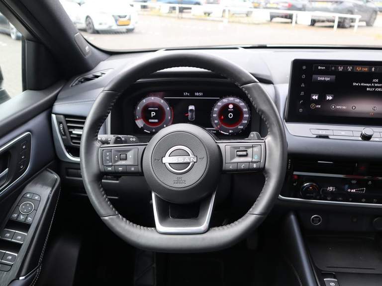 Nissan Nissan