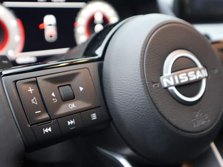 Nissan Nissan