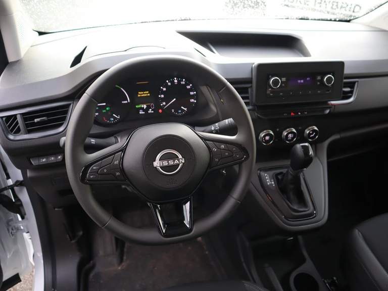 Nissan Nissan