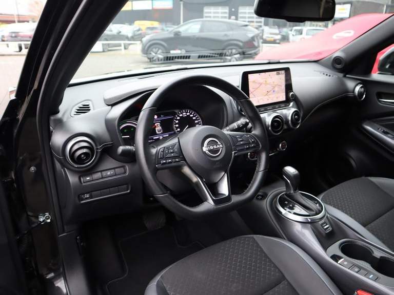 Nissan Nissan