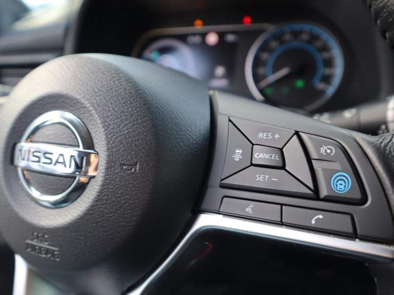 Nissan Nissan