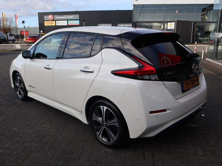 Nissan Nissan