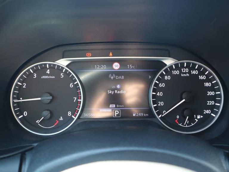 Nissan Nissan
