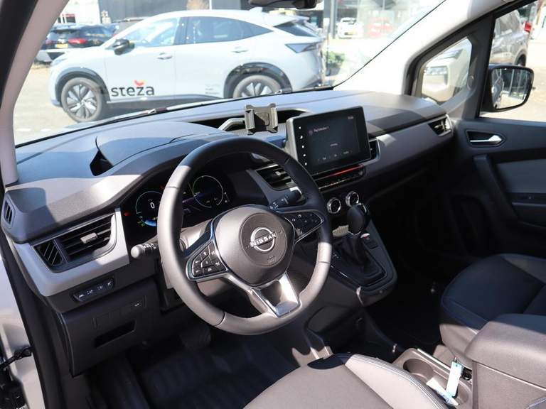 Nissan Nissan