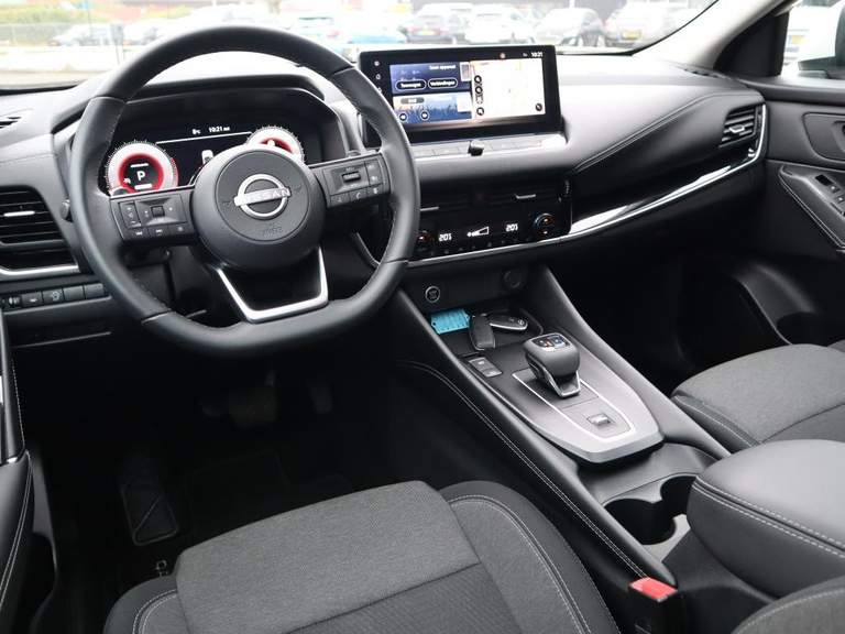 Nissan Nissan