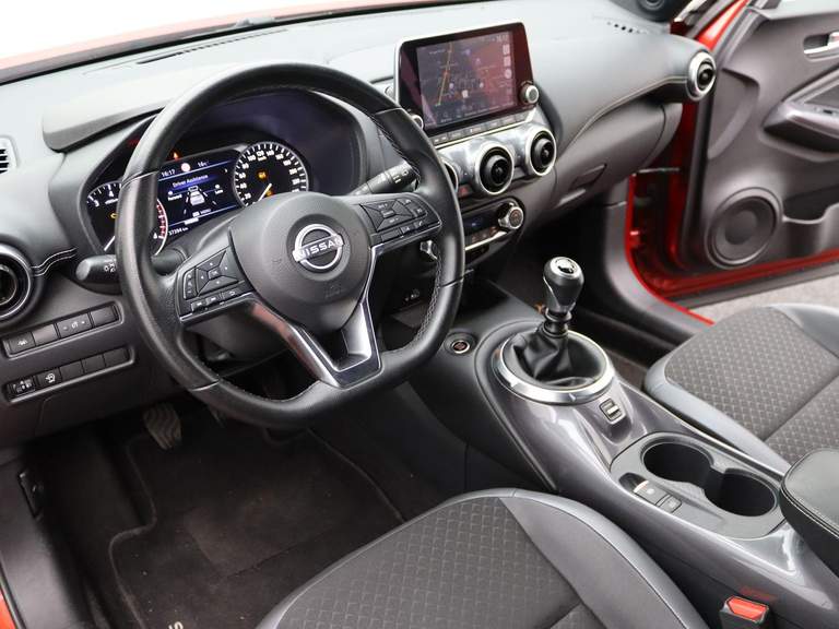 Nissan Nissan