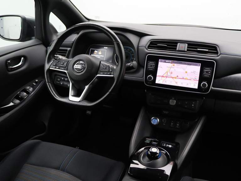 Nissan Nissan