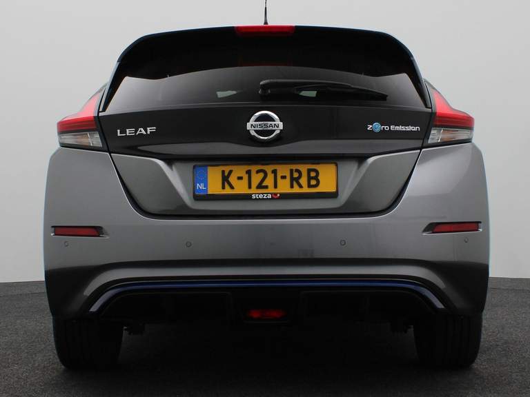 Nissan Nissan