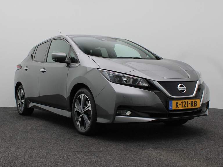 Nissan Nissan