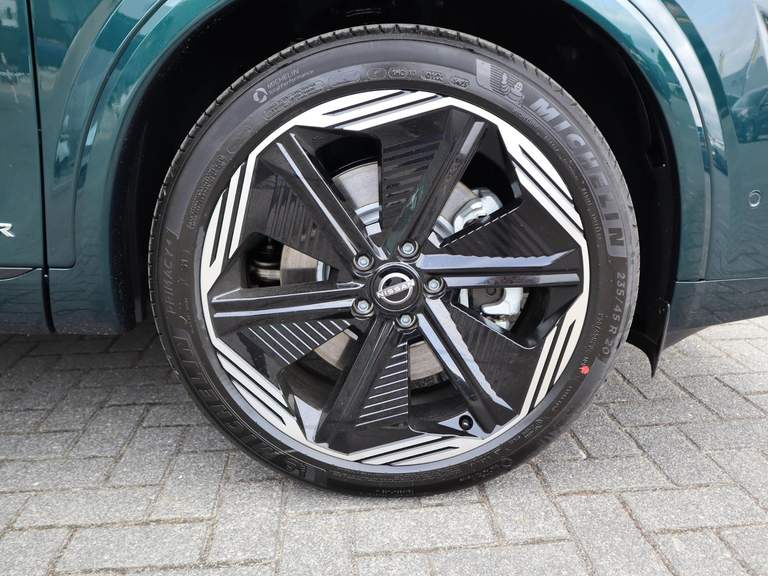 Nissan Nissan