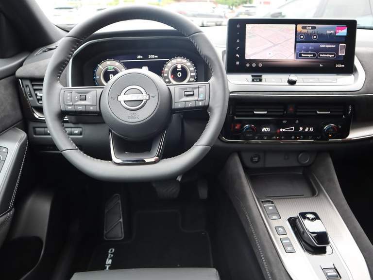 Nissan Nissan