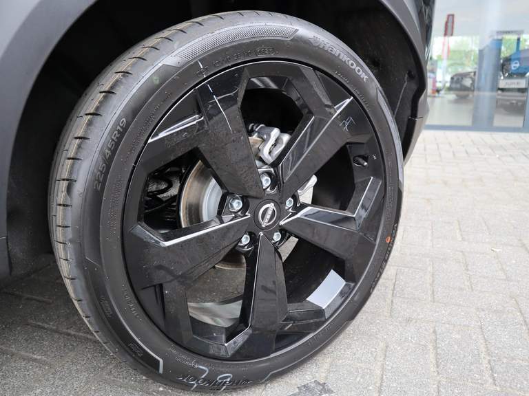 Nissan Nissan