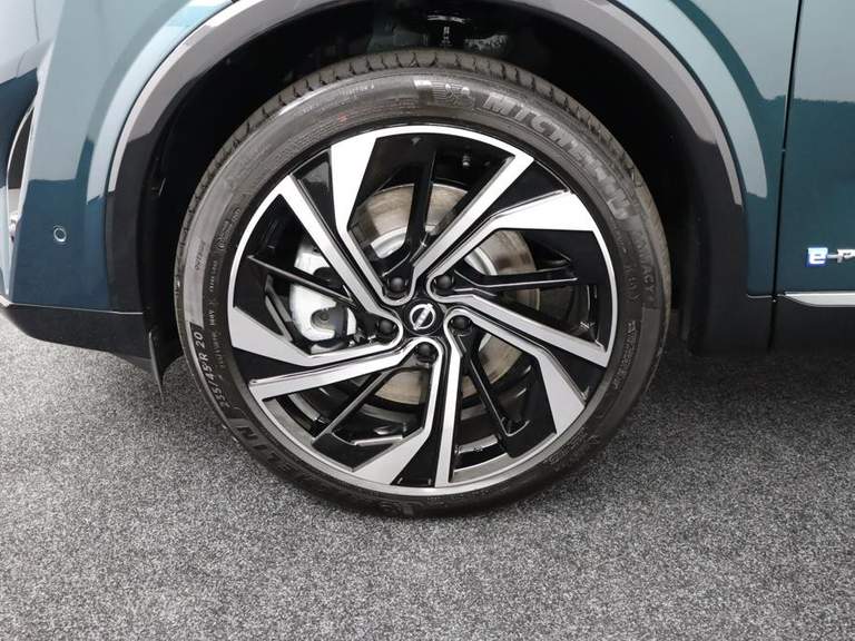 Nissan Nissan