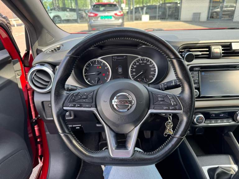 Nissan Nissan