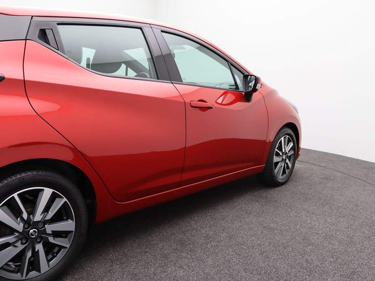 Nissan Nissan