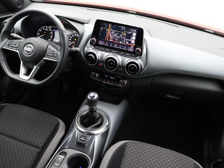 Nissan Nissan