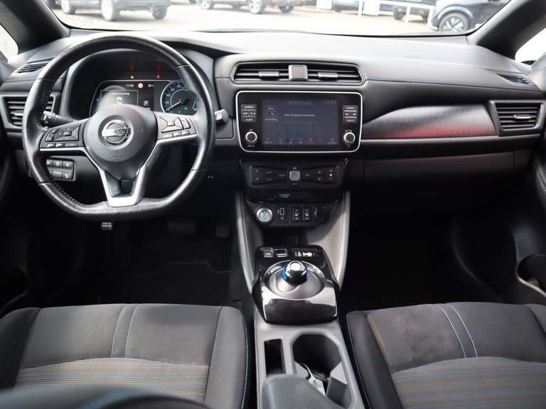 Nissan Nissan