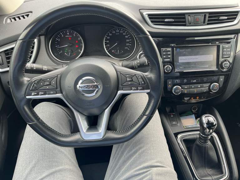 Nissan Nissan