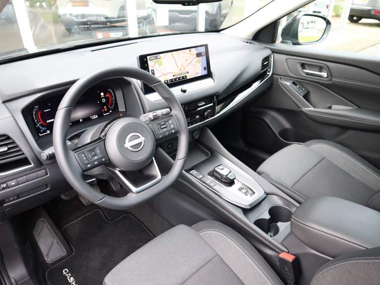 Nissan Nissan