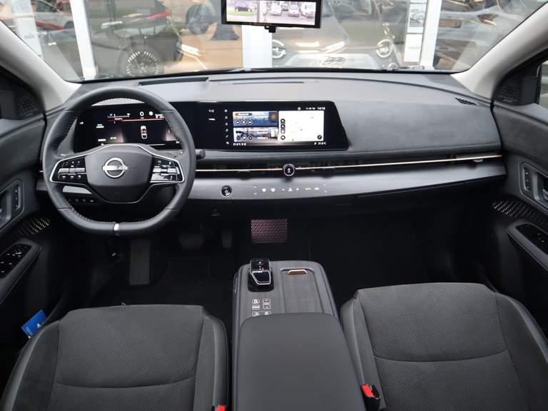 Nissan Nissan
