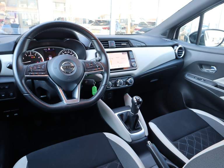 Nissan Nissan