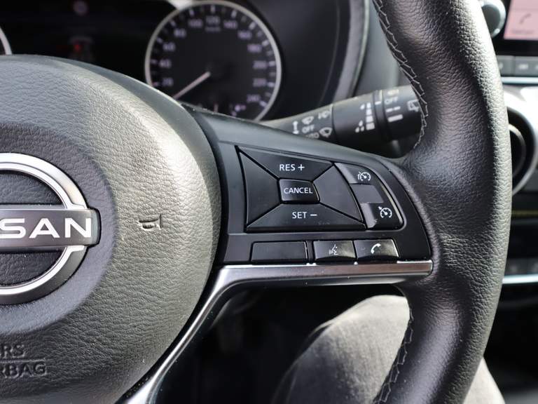 Nissan Nissan