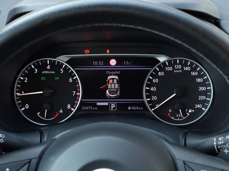 Nissan Nissan